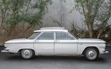 Chevrolet-Corvair-1961-White-Other-Color-0-3