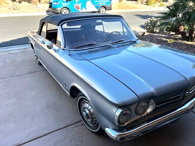 Chevrolet-Corvair-Cabriolet-1962-Silver-Red-146708-1