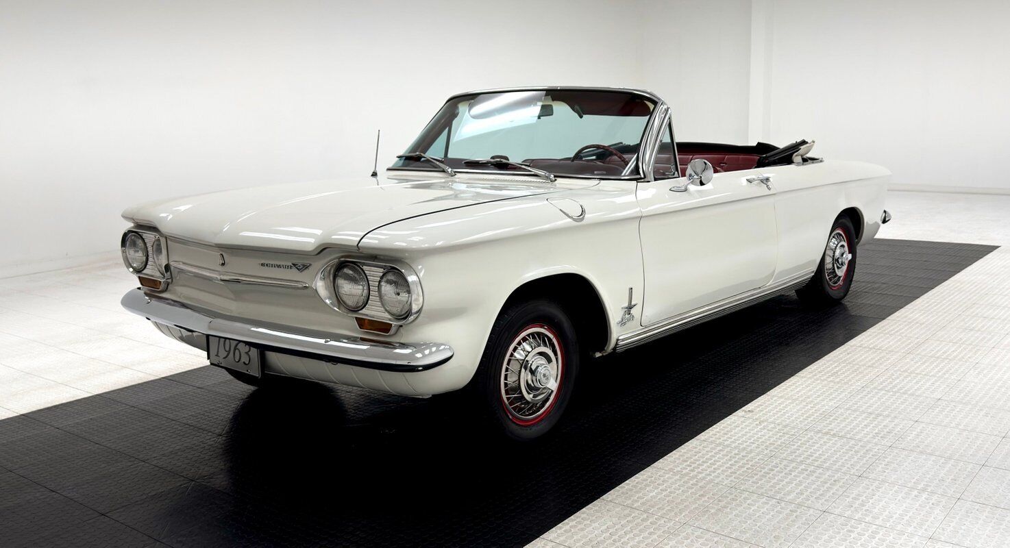 Chevrolet-Corvair-Cabriolet-1963-White-Red-136517-1