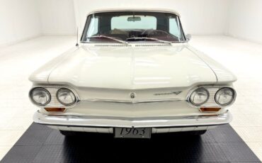 Chevrolet-Corvair-Cabriolet-1963-White-Red-136517-10