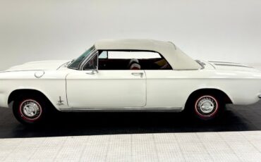 Chevrolet-Corvair-Cabriolet-1963-White-Red-136517-2