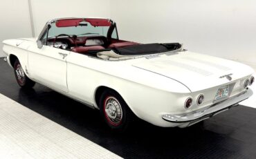 Chevrolet-Corvair-Cabriolet-1963-White-Red-136517-5