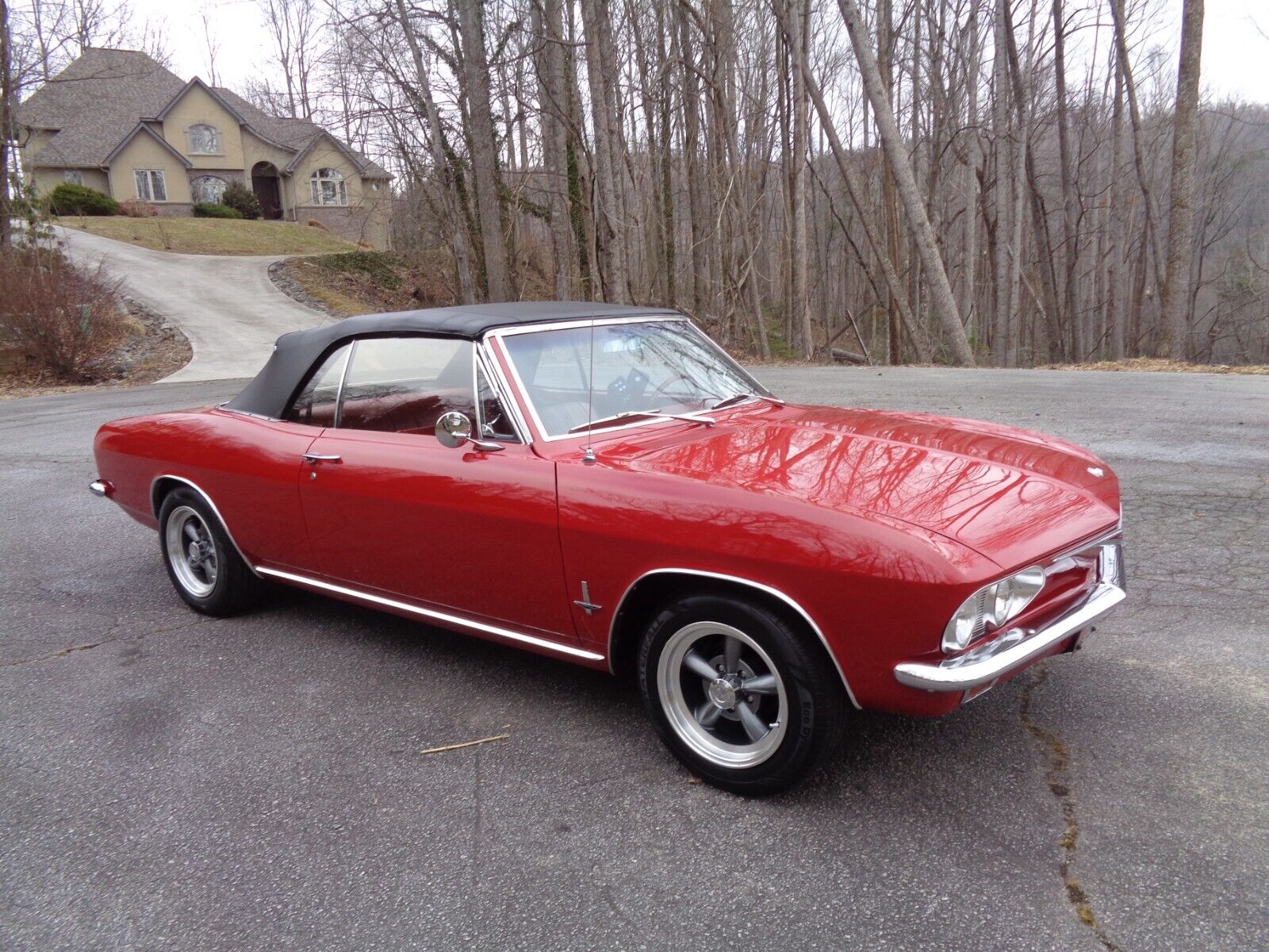 Chevrolet-Corvair-Cabriolet-1965-Red-Red-99779-3