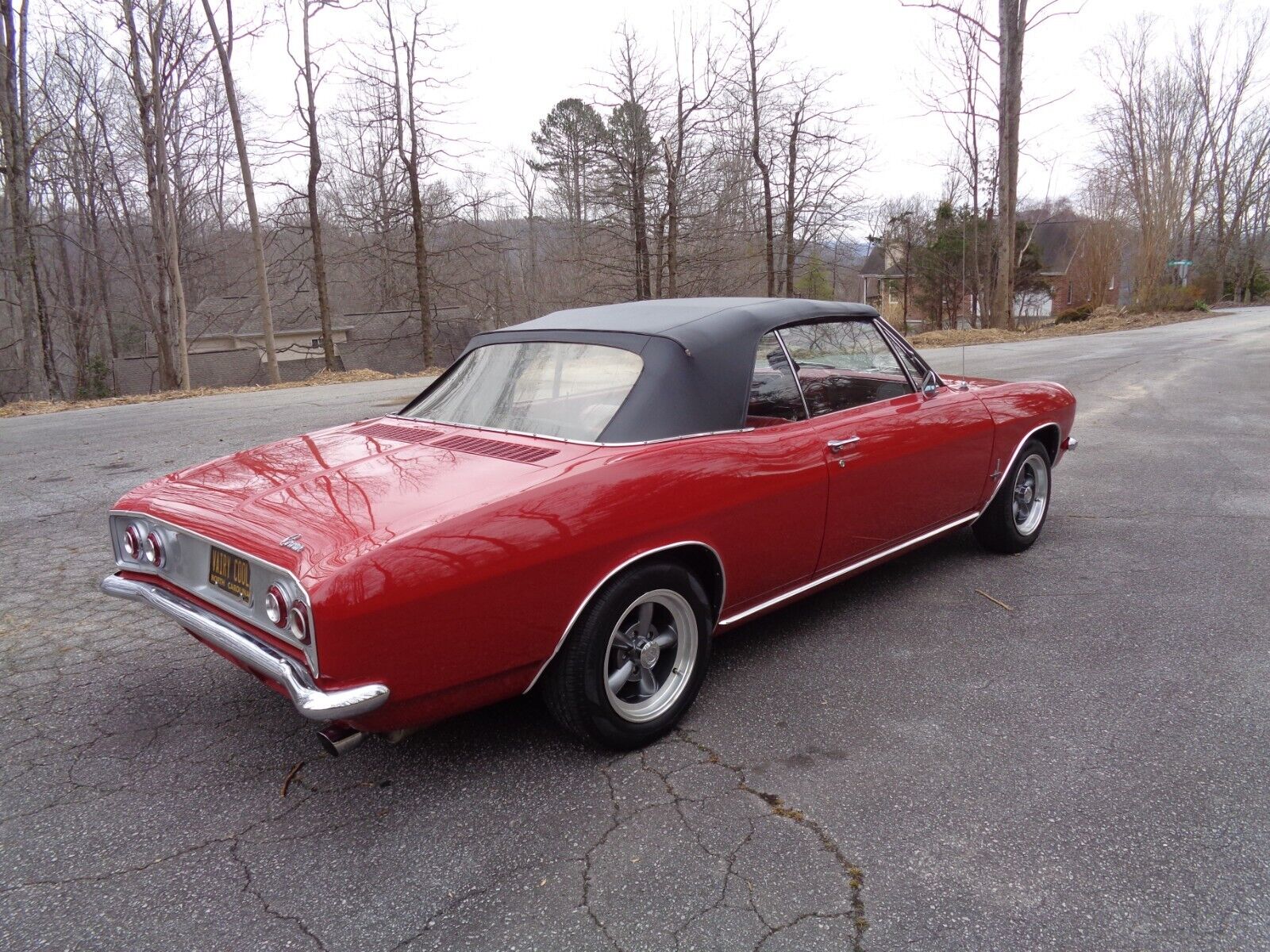 Chevrolet-Corvair-Cabriolet-1965-Red-Red-99779-4