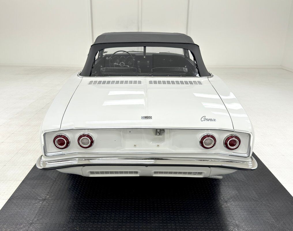 Chevrolet-Corvair-Cabriolet-1965-White-Black-111532-6