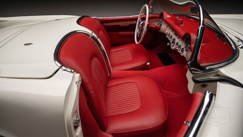 Chevrolet-Corvette-1953-White-Red-0-12