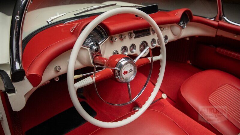 Chevrolet-Corvette-1953-White-Red-0-16