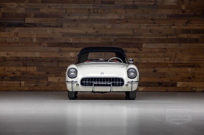 Chevrolet-Corvette-1953-White-Red-0-37