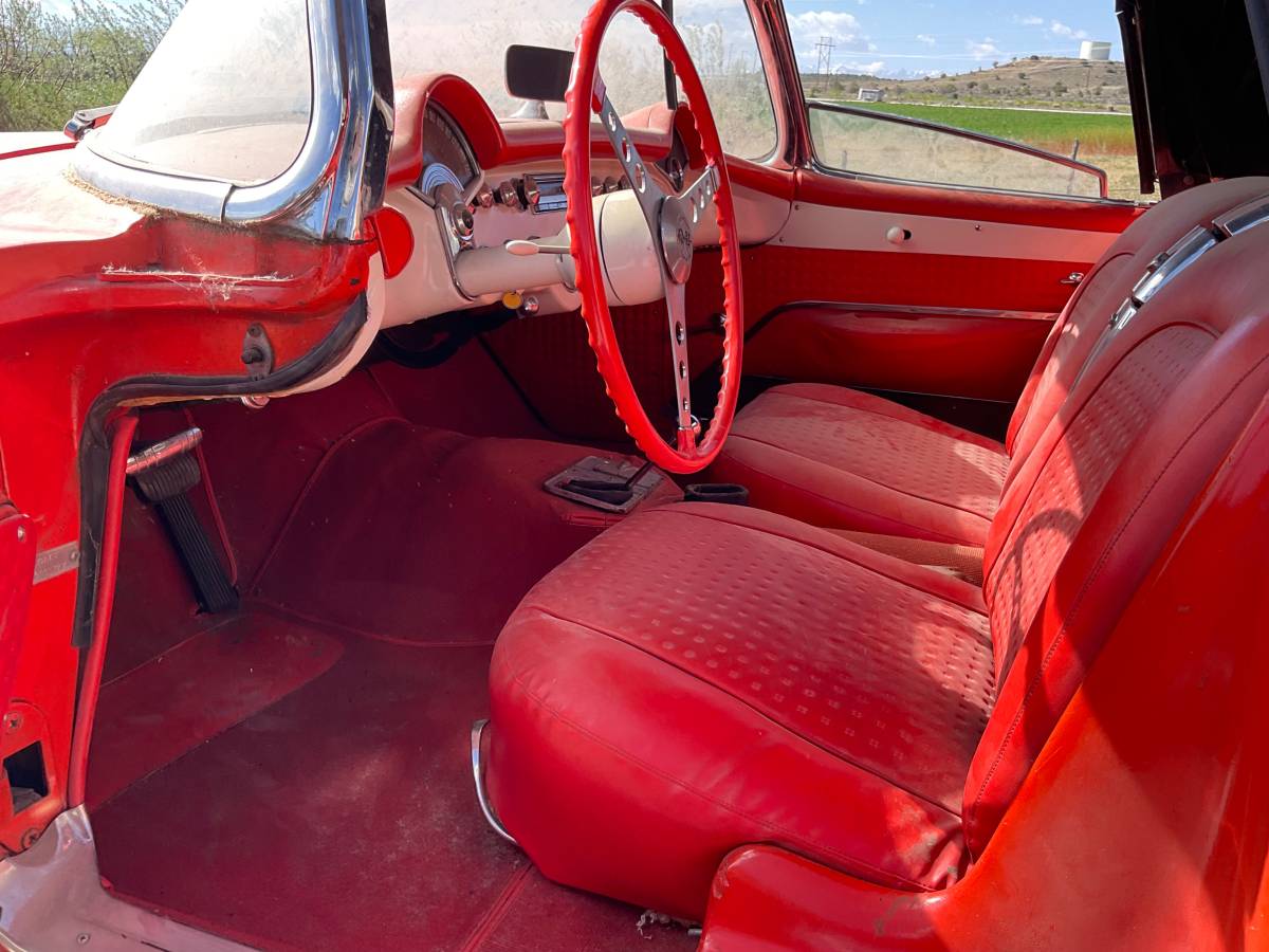 Chevrolet-Corvette-1956-red-106216-14