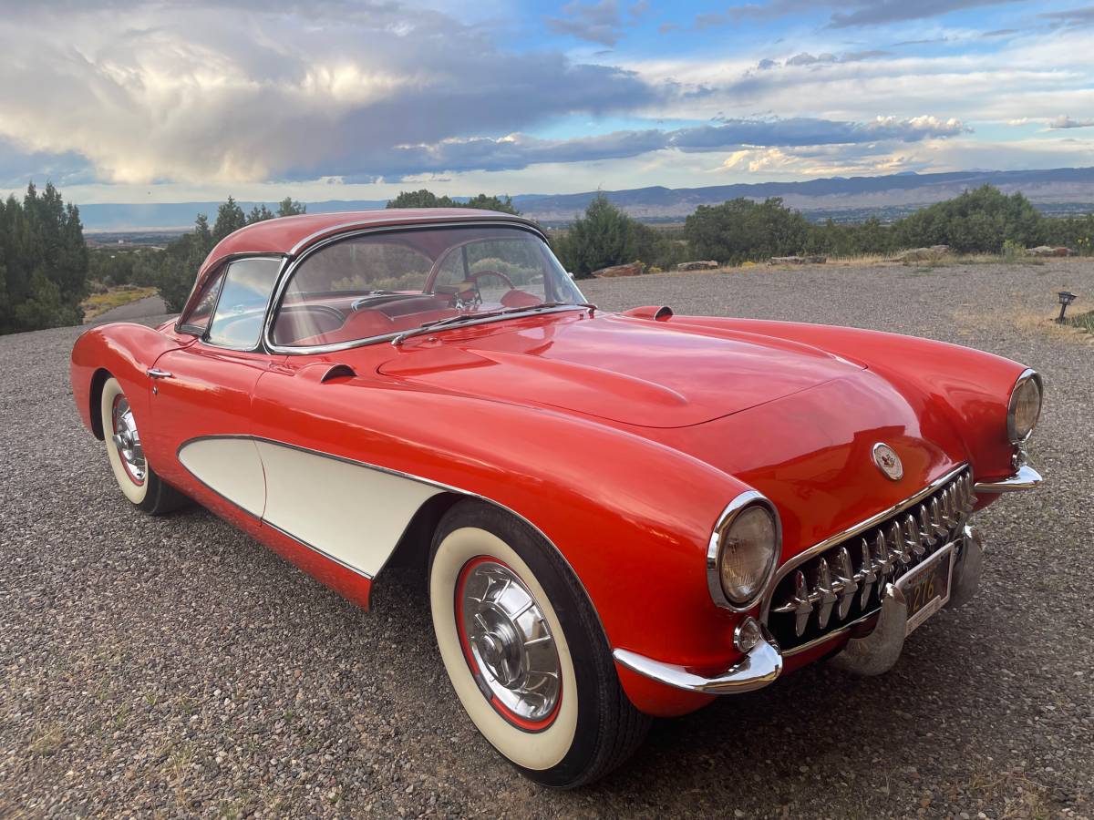 Chevrolet-Corvette-1956-red-106216-2