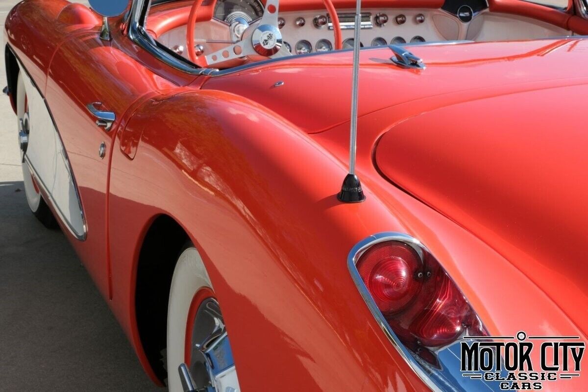 Chevrolet-Corvette-1957-Red-Red-0-15