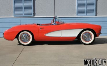 Chevrolet-Corvette-1957-Red-Red-0-2