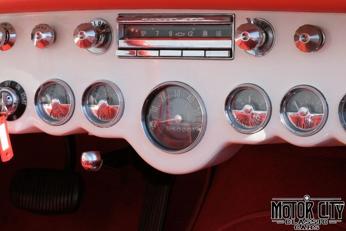 Chevrolet-Corvette-1957-Red-Red-0-31