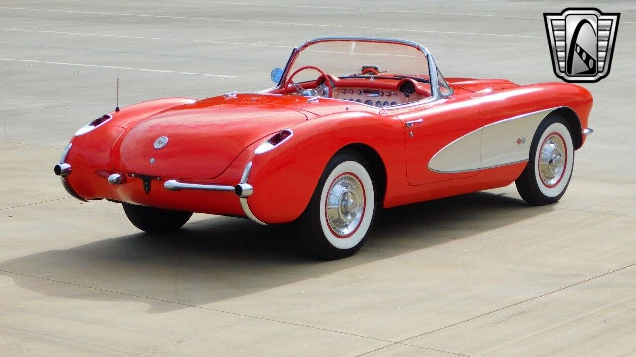 Chevrolet-Corvette-1957-Red-Red-10977-11