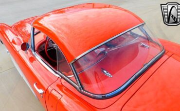 Chevrolet-Corvette-1957-Red-Red-10977-4