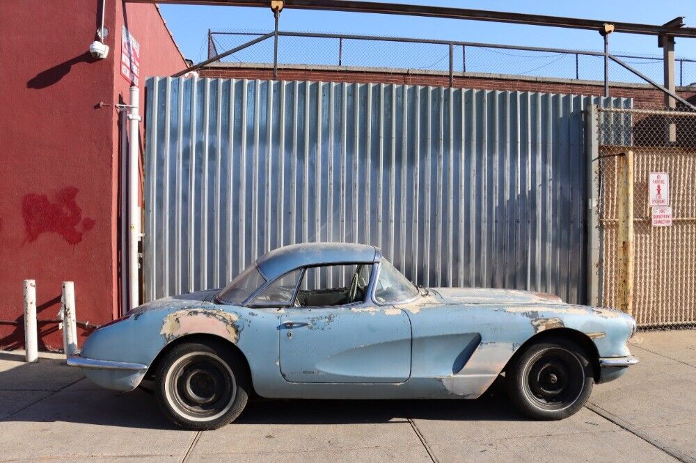 Chevrolet-Corvette-1959-Blue-Ivory-0-1