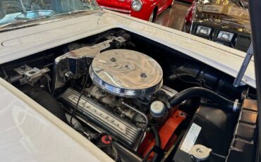 Chevrolet-Corvette-1959-white-77247-17