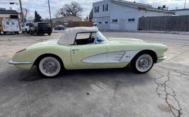 Chevrolet-Corvette-1959-yellow-322-4