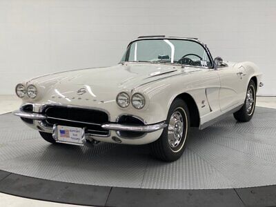 Chevrolet-Corvette-1962-30904-4