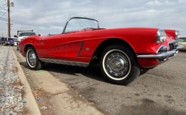 Chevrolet-Corvette-1962-Red-Black-123292-14