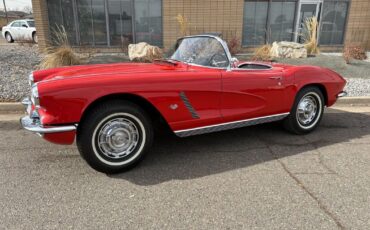 Chevrolet-Corvette-1962-Red-Black-123292-16