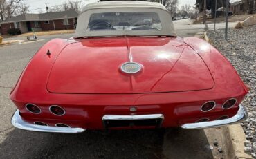 Chevrolet-Corvette-1962-Red-Black-123292-28