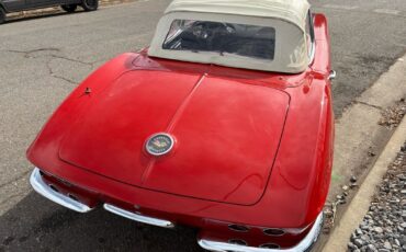 Chevrolet-Corvette-1962-Red-Black-123292-29