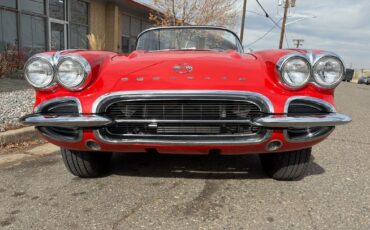 Chevrolet-Corvette-1962-Red-Black-123292-6