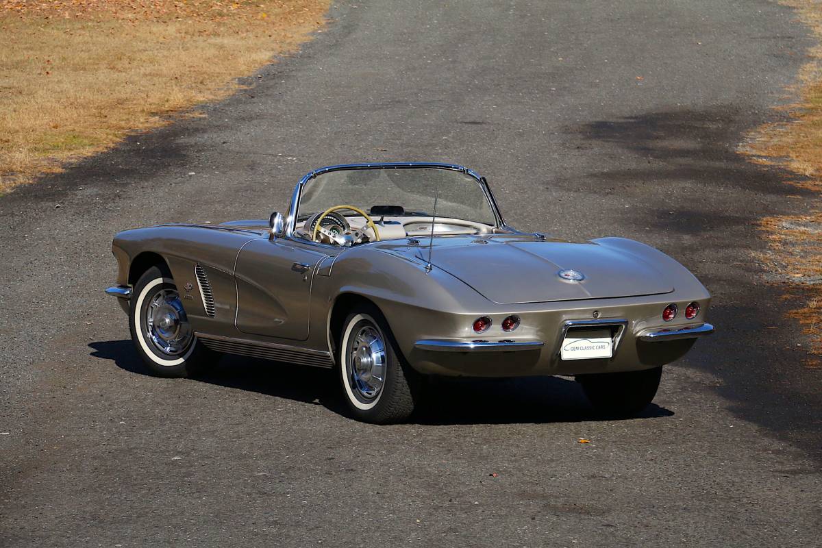 Chevrolet-Corvette-1962-custom-189902-4