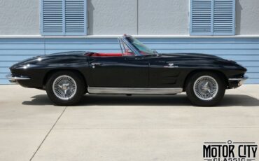 Chevrolet-Corvette-1963-Black-Red-0-1