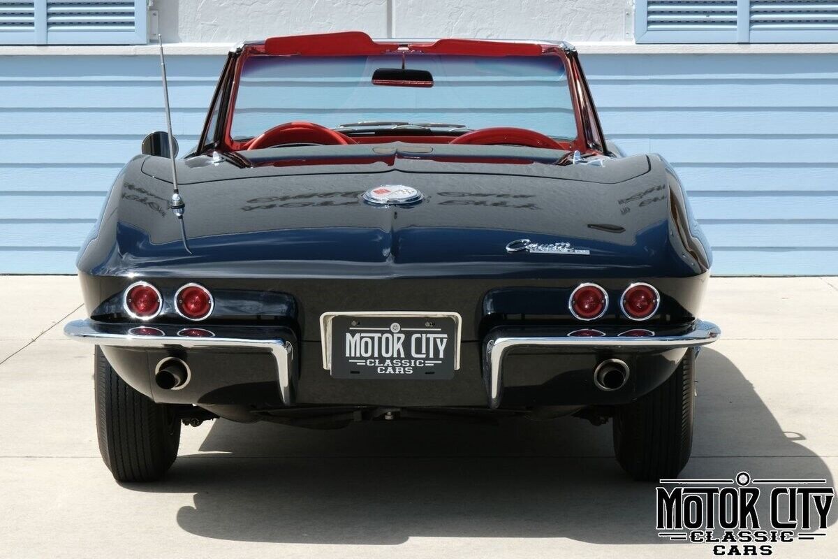 Chevrolet-Corvette-1963-Black-Red-0-3