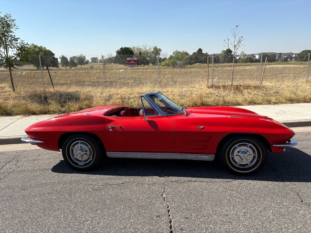 Chevrolet-Corvette-1963-Red-Black-134272-11