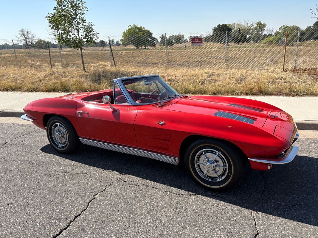 Chevrolet-Corvette-1963-Red-Black-134272-12