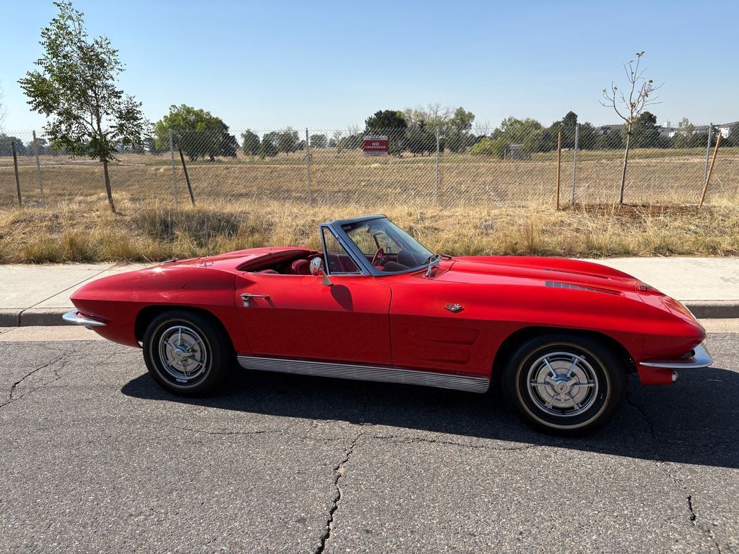 Chevrolet-Corvette-1963-Red-Black-134272-14