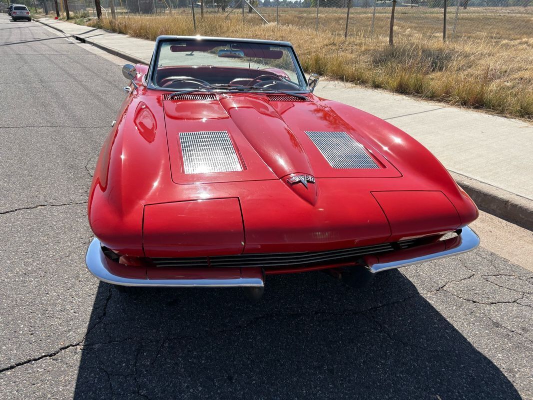 Chevrolet-Corvette-1963-Red-Black-134272-18