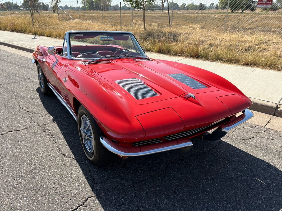 Chevrolet-Corvette-1963-Red-Black-134272-21