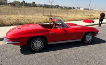 Chevrolet-Corvette-1963-Red-Black-134272-23