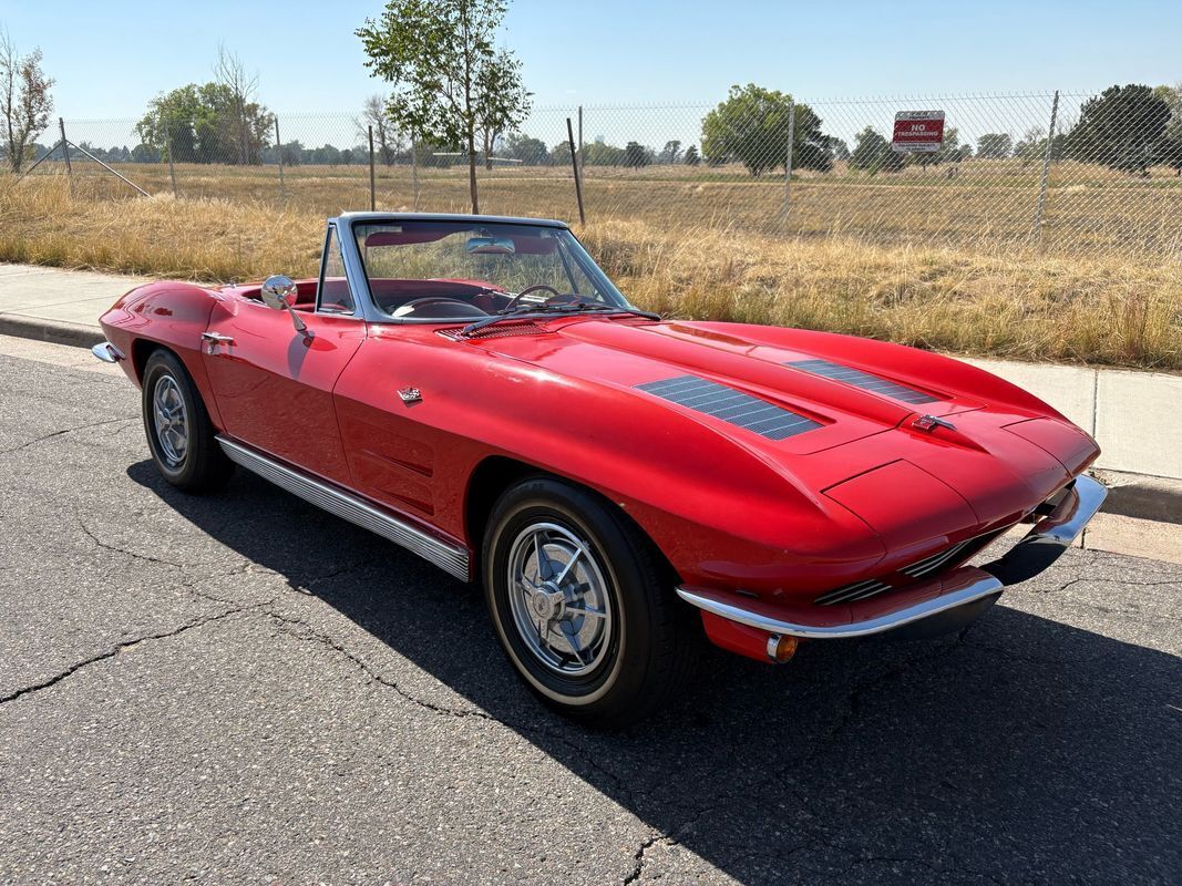 Chevrolet-Corvette-1963-Red-Black-134272-24