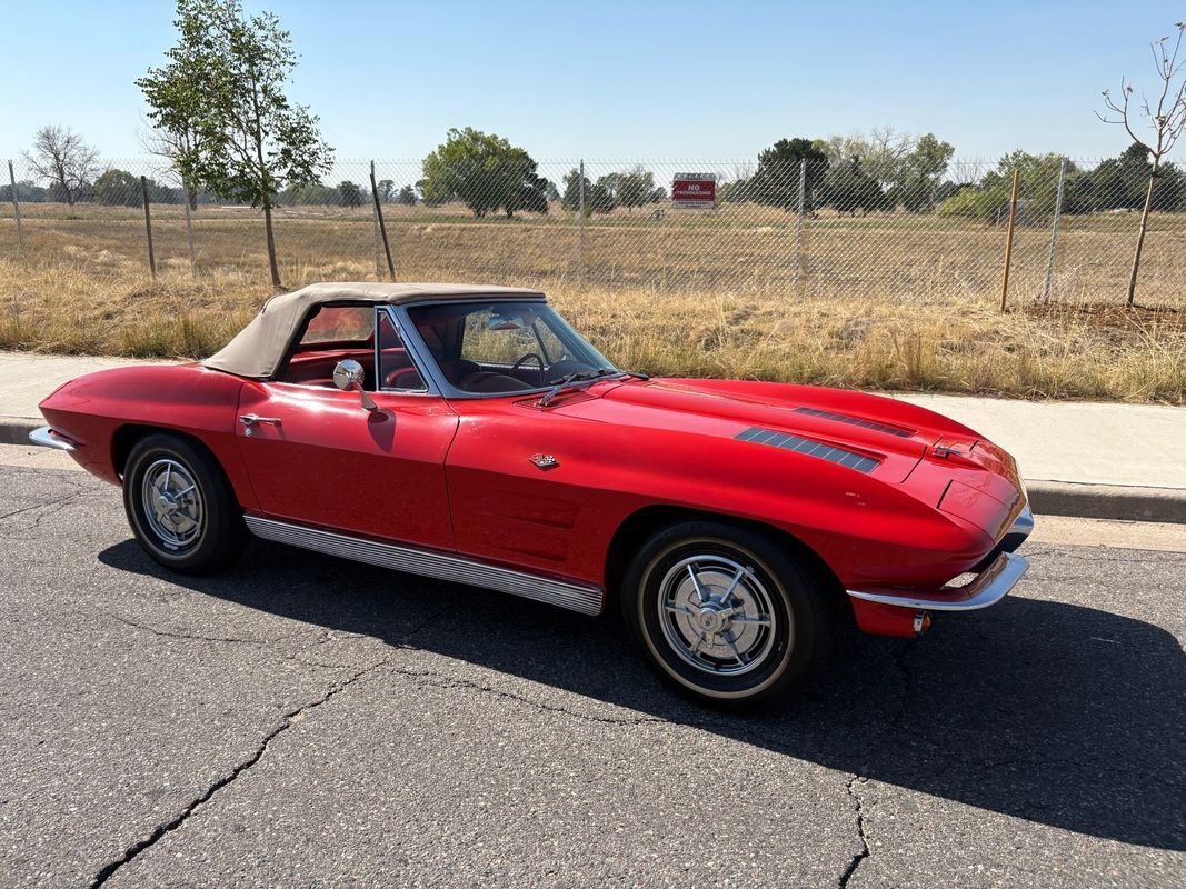 Chevrolet-Corvette-1963-Red-Black-134272-27