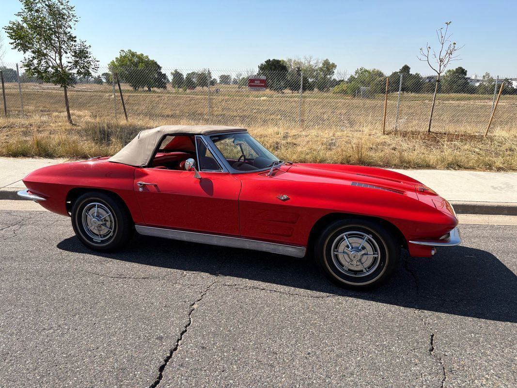 Chevrolet-Corvette-1963-Red-Black-134272-28