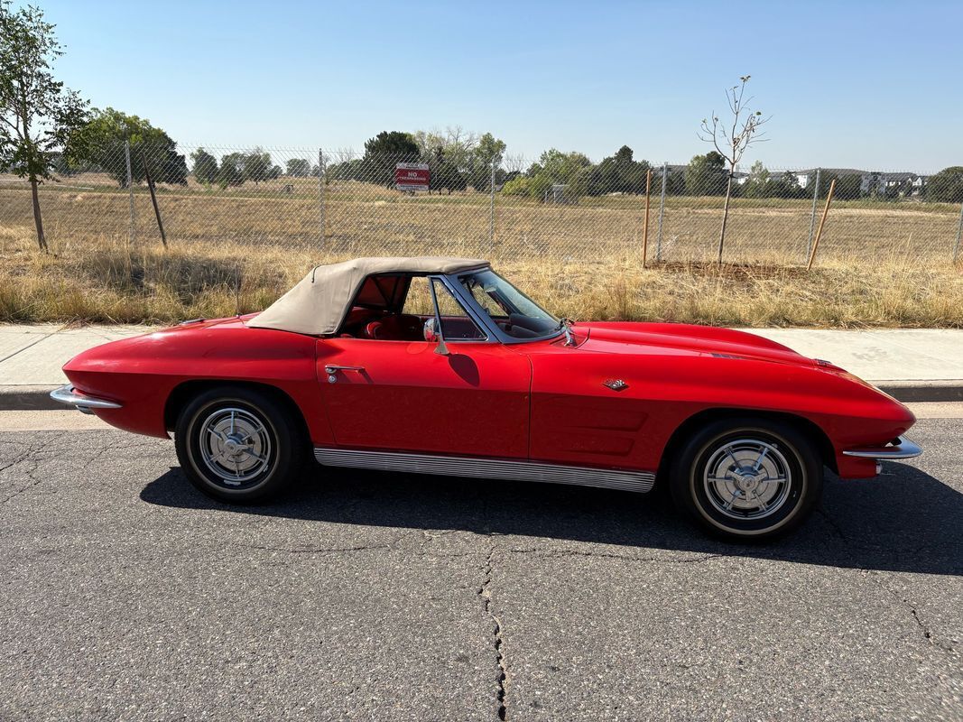 Chevrolet-Corvette-1963-Red-Black-134272-30