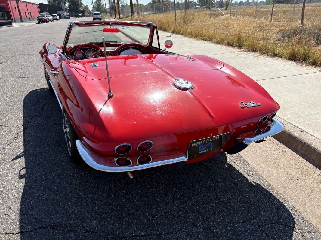 Chevrolet-Corvette-1963-Red-Black-134272-37