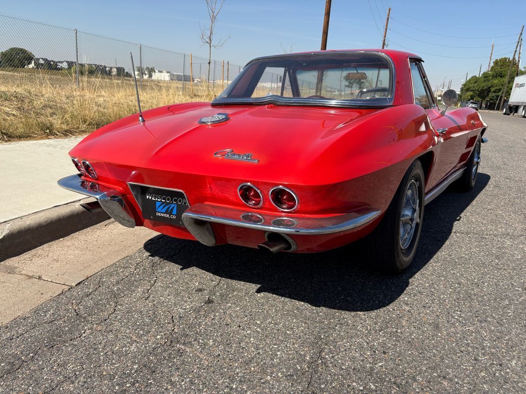 Chevrolet-Corvette-1963-Red-Black-134272-4