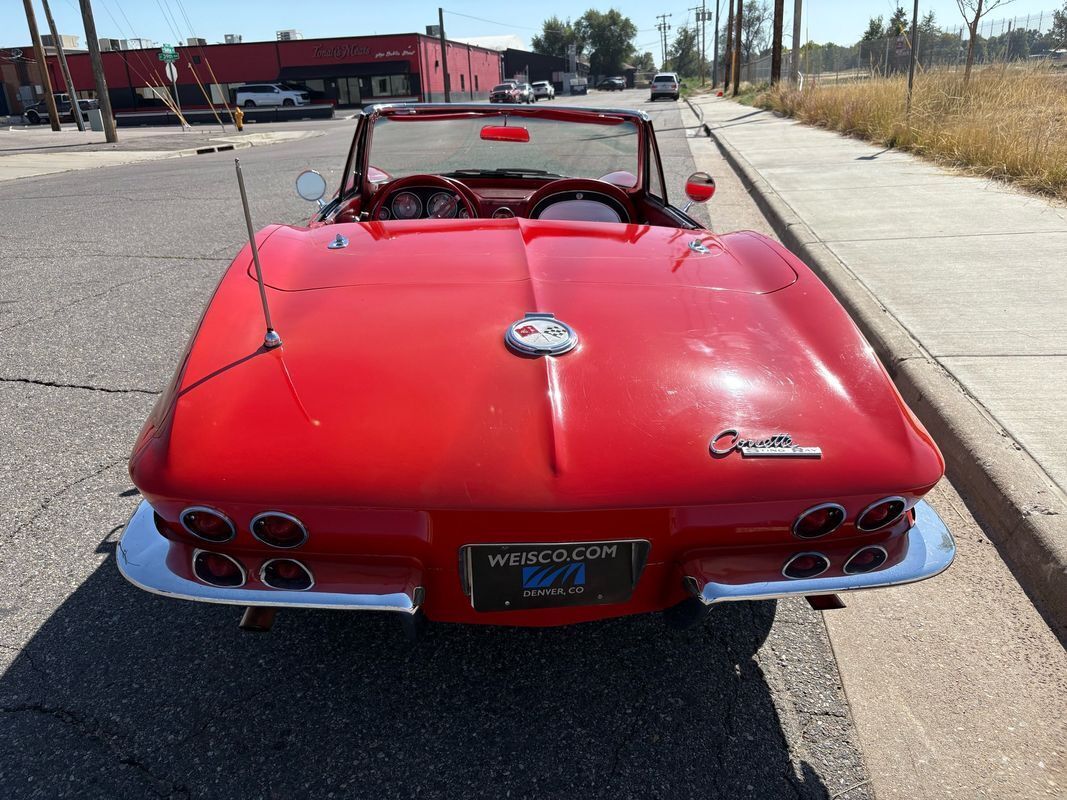 Chevrolet-Corvette-1963-Red-Black-134272-5