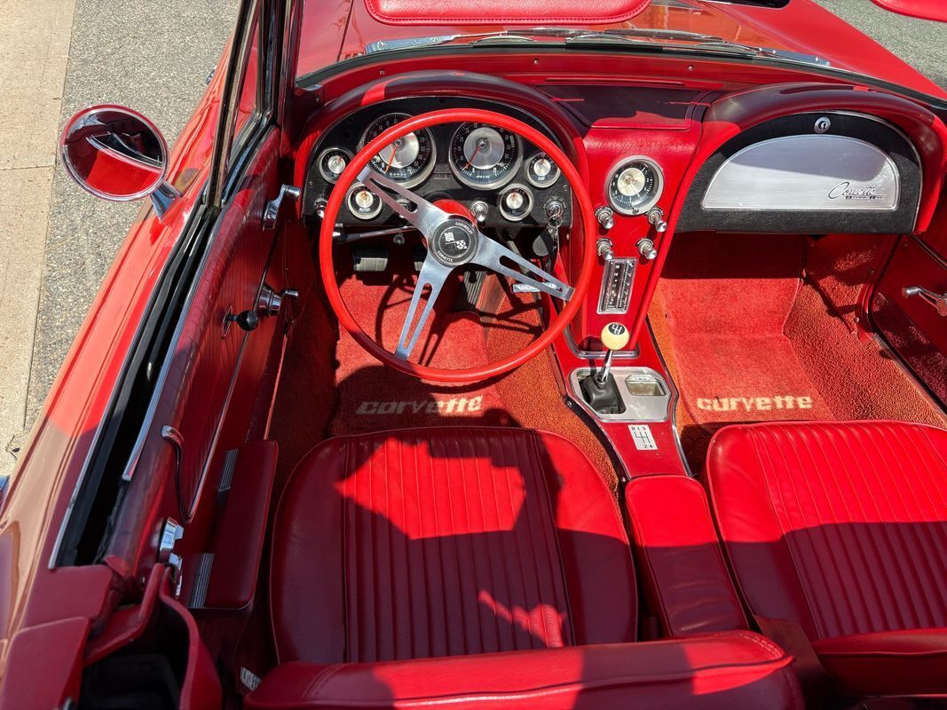 Chevrolet-Corvette-1963-Red-Black-134272-8