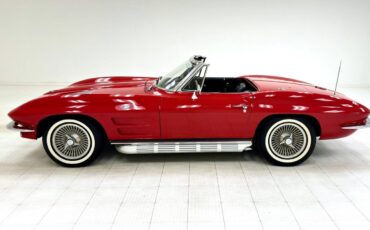 Chevrolet-Corvette-1963-Red-Black-84088-3