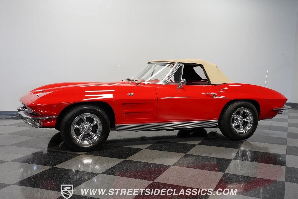 Chevrolet-Corvette-1963-Red-Red-159602-6