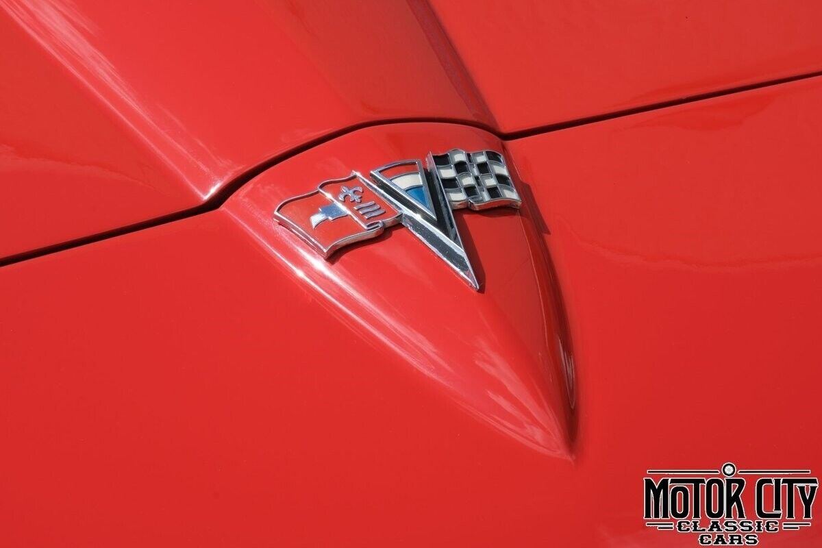 Chevrolet-Corvette-1964-Red-Black-0-16