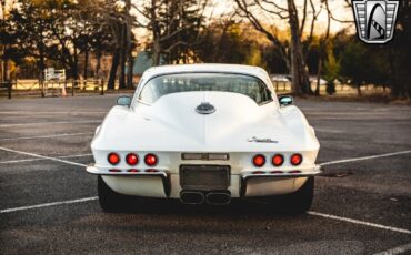 Chevrolet-Corvette-1964-White-Tan-1749-5