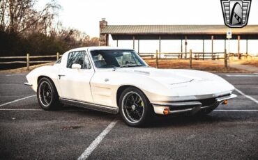 Chevrolet-Corvette-1964-White-Tan-1749-8